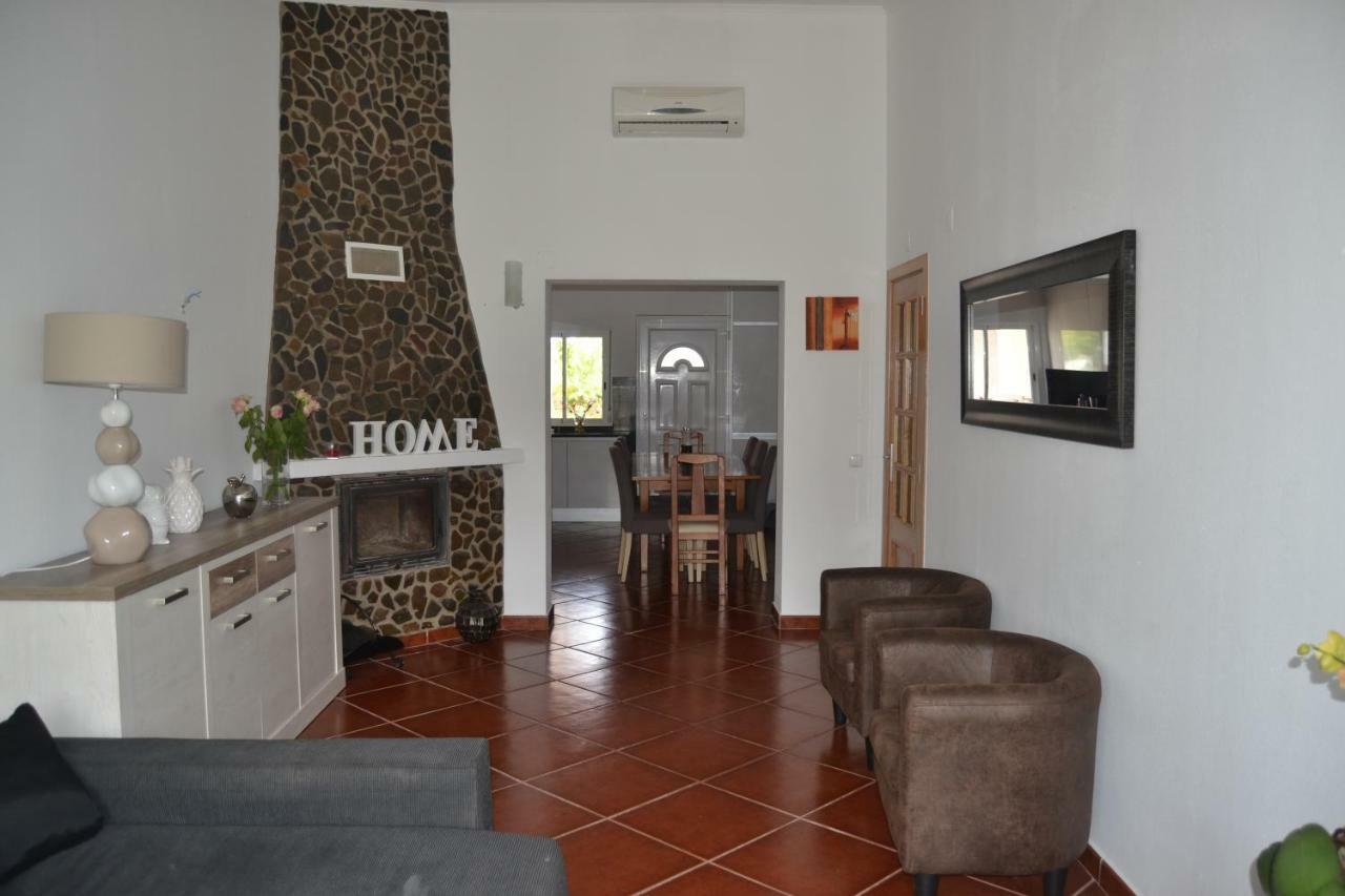 Вилла Casa De Ferias Алгош Экстерьер фото